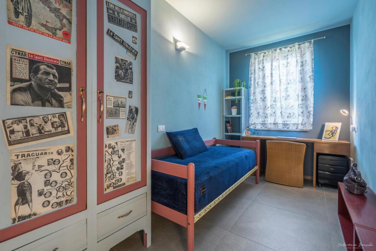 Draisina Bike Apartments Due Oleggio Castello Exterior foto